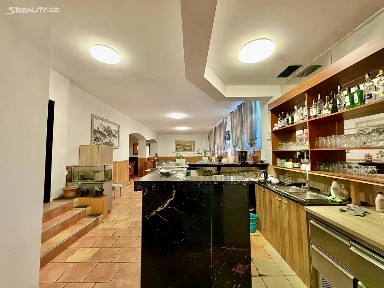 Pronájem restaurace 100 m² Hládkov, Praha - Střešovice
