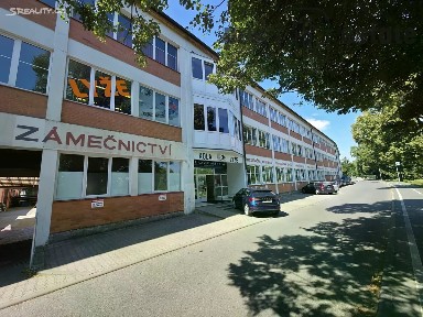 Pronájem kanceláře 40 m² Jateční, Zlín - Prštné
