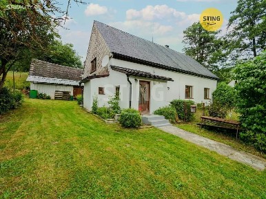 Prodej rodinného domu 180 m², pozemek 381 m²