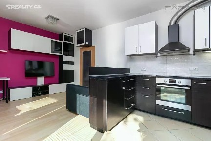 Pronájem bytu 1+kk 40 m² Nad Akcízem, Praha - Ďáblice