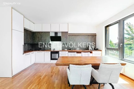 Pronájem bytu 4+kk 120 m² Čertův vršek, Praha - Libeň