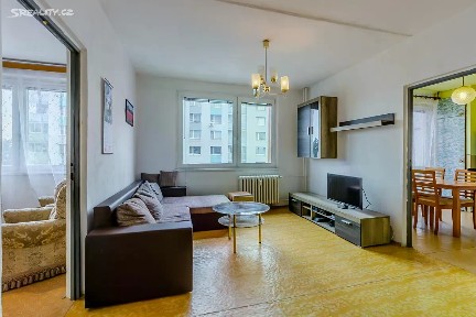 Prodej bytu 3+1 74 m² Luďka Matury, Pardubice - Studánka