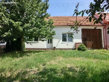 Hoštáky, Nivnice