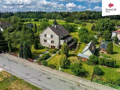 Prodej rodinného domu 325 m², pozemek 2293 m²