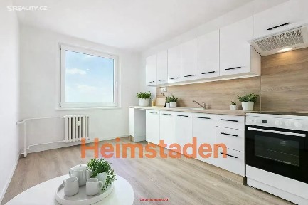 Pronájem bytu 3+1 69 m² Generála Svobody, Havířov - Šumbark