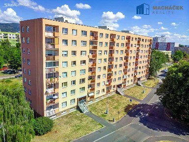 Prodej bytu 3+1 79 m² Edisonova, Teplice - Trnovany