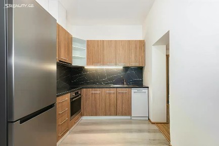Prodej bytu 2+kk 73 m² náměstí 3. května, Brno - Jehnice