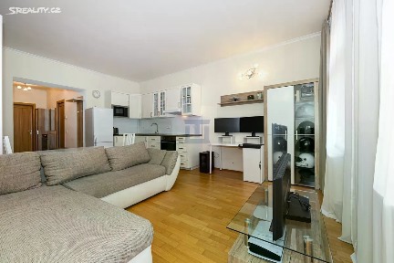 Prodej bytu 2+kk 50 m² Rumunská, Praha