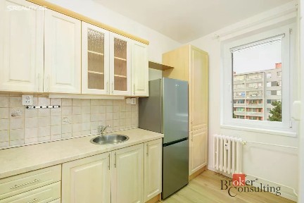 Prodej bytu 3+1 62 m² Jordana Jovkova, Praha - Modřany