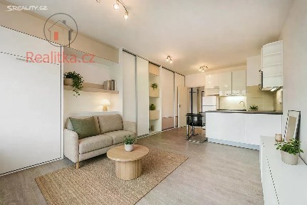 Prodej bytu 1+kk 37 m² Pavla Beneše, Praha - Letňany