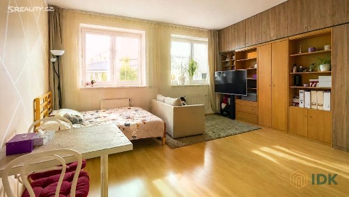 Prodej bytu 1+kk 31 m² Na Žertvách, Praha - Libeň