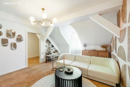 Prodej bytu 2+kk 71 m² náměstí Bratří Synků, Praha - Nusle