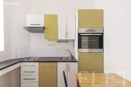 Pronájem bytu 1+1 45 m² Kamenická, Praha - Holešovice