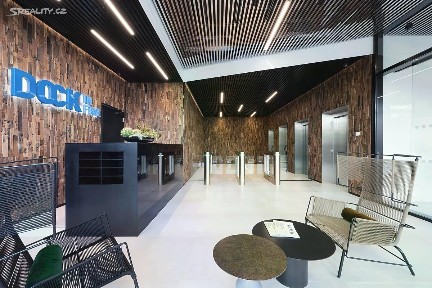 Pronájem kanceláře 1380 m² Praha