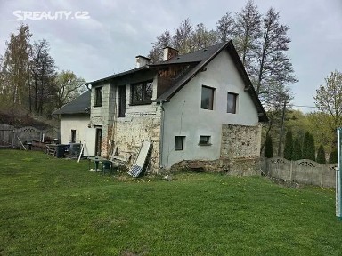 Prodej rodinného domu 246 m², pozemek 1267 m²