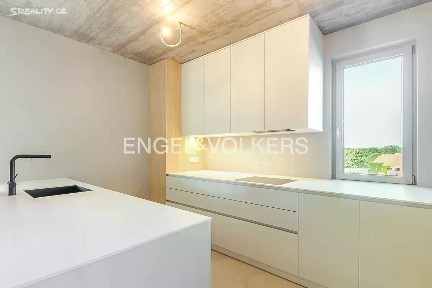 Pronájem bytu 4+kk 98 m² Práčská, Praha - Záběhlice