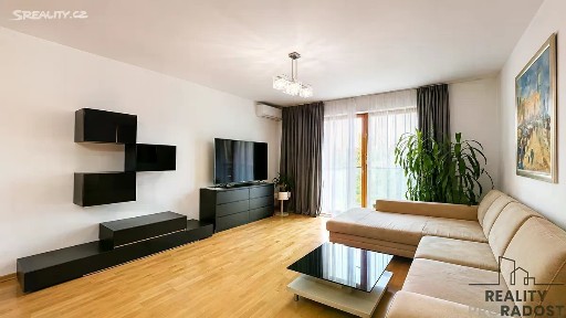 Pronájem bytu 3+kk 91 m² Vršovická, Praha - Vršovice