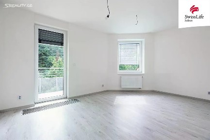 Pronájem bytu 2+1 52 m² Střížkovská, Praha - Libeň