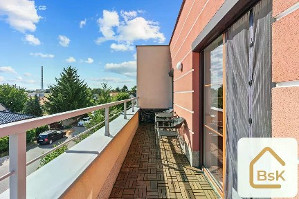 Prodej bytu 2+kk 37 m² Špeciánova, Praha - Třeboradice
