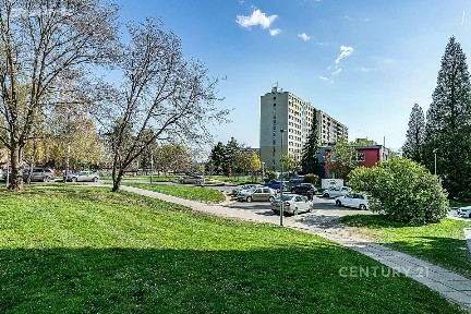 Prodej bytu 2+kk 41 m² Mendelova, Praha - Háje