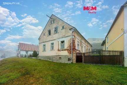Prodej rodinného domu 217 m², pozemek 522 m²