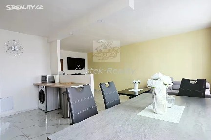 Pronájem bytu 3+1 68 m² Kojetická, Neratovice