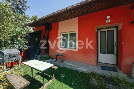 Prodej rodinného domu 93 m², pozemek 14 m²