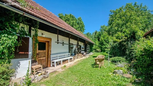 Kněžice, Nymburk, Osek