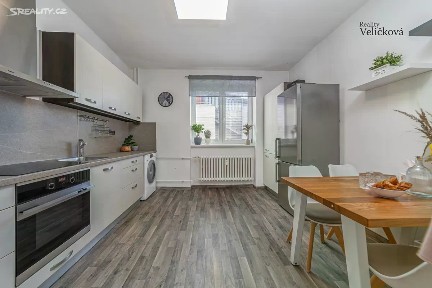 Prodej bytu 2+1 60 m² Břetislavova, Hradec Králové - Pražské Předměstí