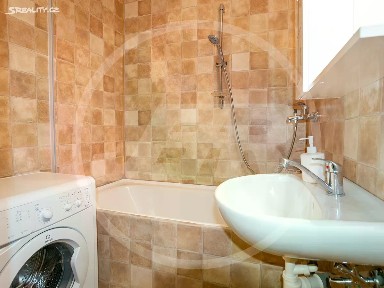 Pronájem bytu 1+1 40 m² Zámecká, Vlašim
