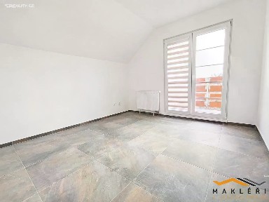 Pronájem bytu 3+kk 78 m²
