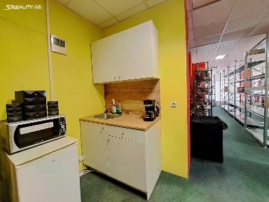 Pronájem skladového prostoru 180 m² Masarykova, Zlín - Malenovice