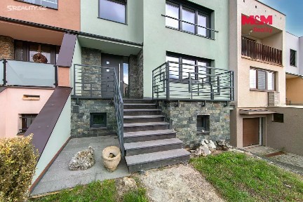 Pronájem rodinného domu 180 m², pozemek 354 m² Ke Koupališti, Tlučná