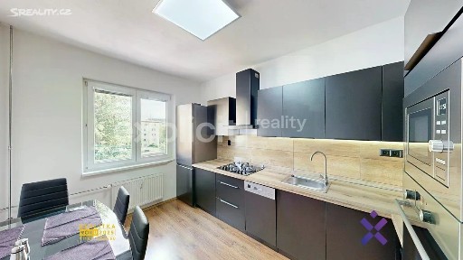Pronájem bytu 2+1 71 m² Padělky VI, Zlín