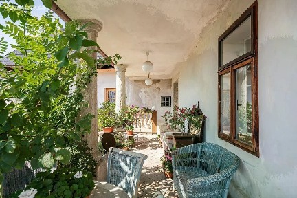 Prodej rodinného domu 215 m², pozemek 1640 m²
