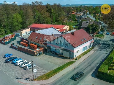 Prodej komerční nemovitosti 1952 m²