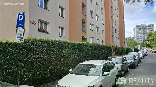 Pronájem bytu 2+1 54 m² Chotutická, Praha - Malešice