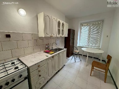 Pronájem bytu 1+1 35 m²