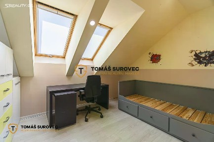 Pronájem bytu pokoje 28 m² Sokolská, Hvozdná