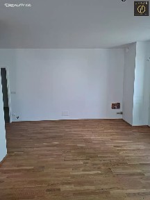 Prodej bytu 1+kk 26 m² Hybešova, Praha - Karlín