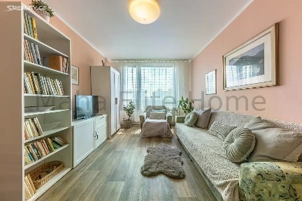 Prodej bytu 2+kk 43 m² Praha - Háje