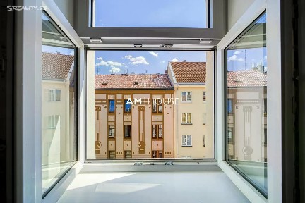 Prodej bytu 2+kk 48 m² V zahradách, Praha - Libeň