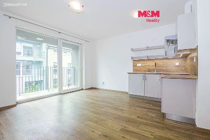 Pronájem bytu 1+kk 27 m²