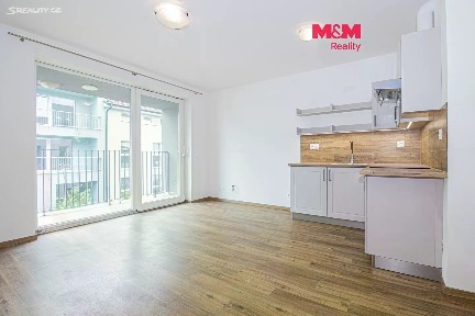 Pronájem bytu 1+kk 27 m²