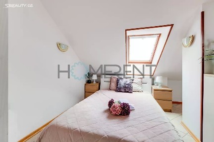 Pronájem bytu 1+kk 39 m² U akademie, Praha - Bubeneč