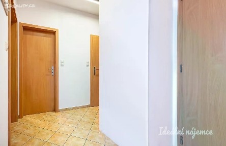 Pronájem bytu 3+kk 64 m² Poděbradská, Praha - Vysočany