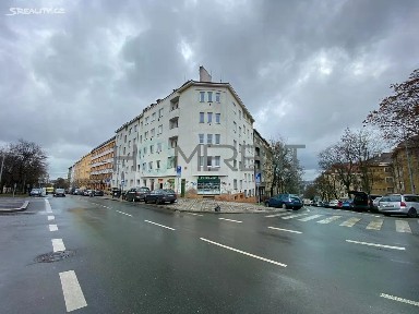 Pronájem bytu 2+kk 44 m² Ruská, Praha - Vršovice