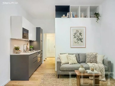 Pronájem bytu 1+kk 22 m² Křižíkova, Praha - Karlín