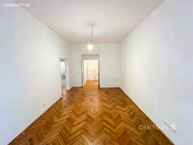 Pronájem bytu 2+kk 70 m² Kodaňská, Praha - Vršovice