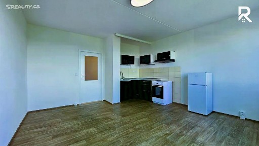 Pronájem bytu 2+kk 45 m² Vazovova, Praha - Modřany